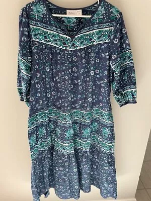The Vermont Country Store Women's Large Blue Cotton Floral Tiered Muumuu Pockets • $34.99