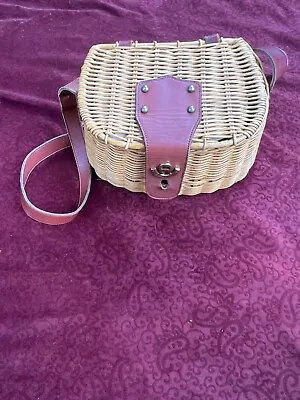 ETIENNE AIGNER VTG WICKER CREEL FISH BASKET PURSE LEATHER STRAP *See Description • $25