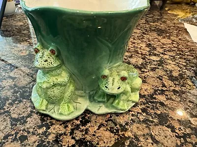 Vintage Frogs And Lily Pad Ceramic Planters 4.75  • $15