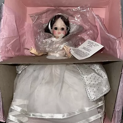 Madame Alexander 14” Snow White 1555 Vintage Doll Tag 1975 NRFB • $49.99