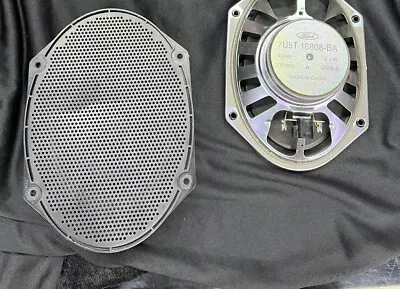 $75 • Buy Ford Speakers 25 Watt 4 Ohm OEM XW7F-18808-AB 7U5T-18808-BA Set Of 2