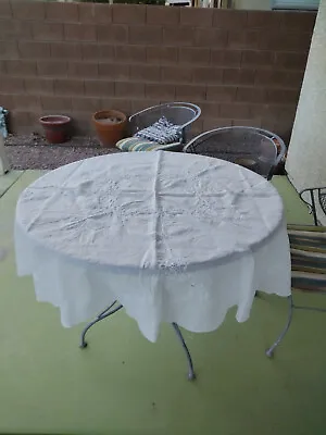 Round White Sheer Tablecloth With Flower Pattern 60 Inches Across • $8.90