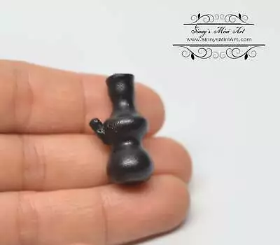 1:12 Miniature Black Glass Water Pipe / Bong BD HB620 • $16.19