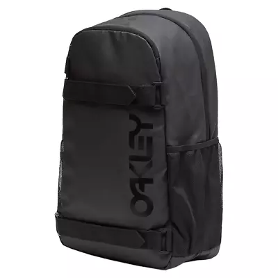 Oakley The Freshman Skate Backpack • £65