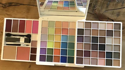 $16.99 • Buy Avon Oh What Fun Makeup Mega Palette  Eyes Lips Face Eye Shadow Gloss Blush