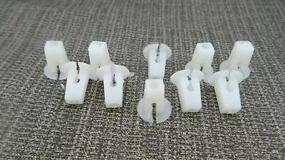 £3.84 • Buy JAGUAR FORD FIESTA  ST150 Bumper Mounting Grommet Expanding Nut Clips