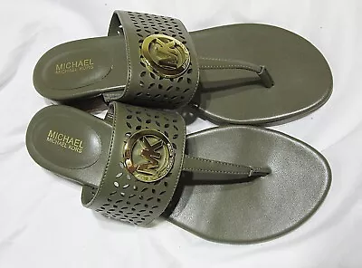 Michael Kors Thong Leather Sandals Stacked Heel Big MK Logo Size 6.5M Brand New • $39.99