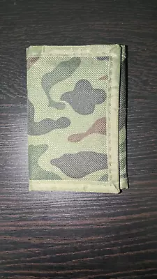 Green Camo TriHold Discreet Velkro / Hidden Zipper Small / Mini Wallet • $3.99