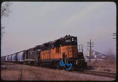 IRRC Iowa Railroad GP-9 #289 Ex MILW Original Kodachrome Slide ACTION Moline IL • $1.79