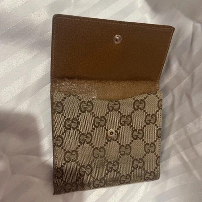 $111 • Buy Gucci Short Wallet