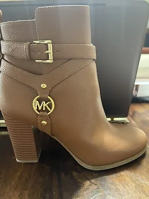 Brown Leather Boots Women Size 6 Michael Kors • $65