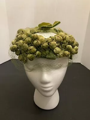 Vintage 1950's Light Green Velvet Flower Buds And Leaves Pillbox Hat • $50