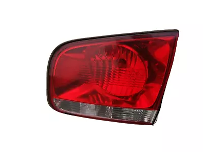 Volkswagen Touareg Tail Light Driver Off Side Inner Used Free Shipping 2004-2007 • $39.79