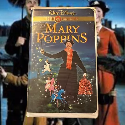 Walt Disney 2000 Mary Poppins Gold Collection Clamshell VHS Tape • $4