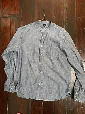 NICE -- J Crew Chambray Mens Size Large • $10.50