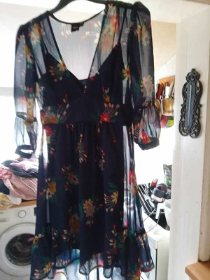 £2.51 • Buy ASOS Floral Chiffon Double Layered Asymmetrical Length Dressrical Hem Dress