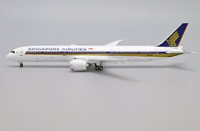 JC Wings 1:400 Singapore Airlines Boeing B787-10 Dreamliner 'Flaps Up' 9V-SCM • $109.95