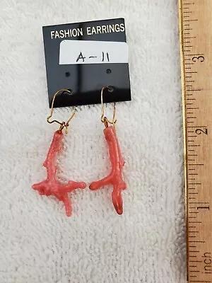 Vintage Branch Coral Earrings A-11 • $25