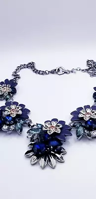 Vera Wang?  Fantasy Blue Color Crystal Flower Statement Necklace • $0.99