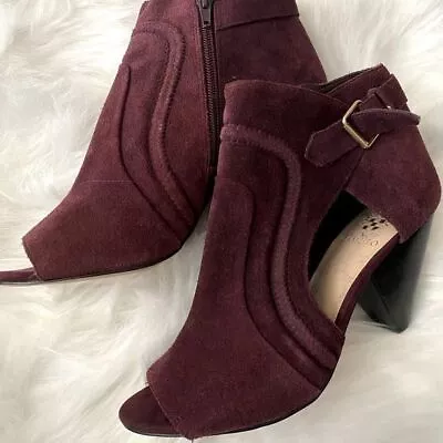 Vince Camuto Burgundy Suede Leather ENNLEY Peep Toe Zip Booties Heels Sz 8.5W • $40