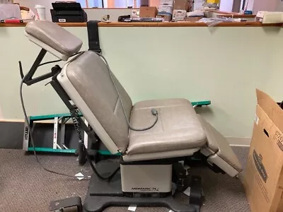 MIDMARK 75L Power Procedure Chair With Hand Control Exam Chair • $2900