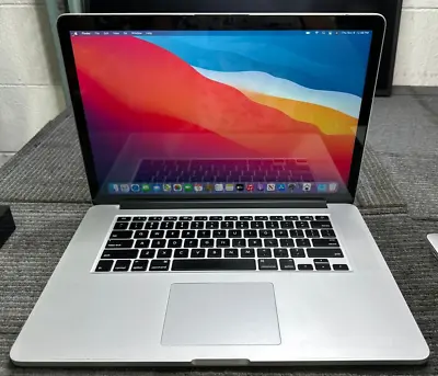 Apple Macbook Pro 15  (2013) Intel I7 16GB 256GB (Bad Battery Cracked Screen) • $149.99
