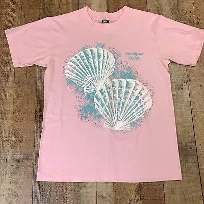 Vintage Fort Myers Florida Pink Puff Seashells Shirt Single Stitch Medium USA • $20