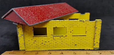 Lesney Matchbox Garage Accessory Pack No 3 (No Doors- Roof Bar ) • $50