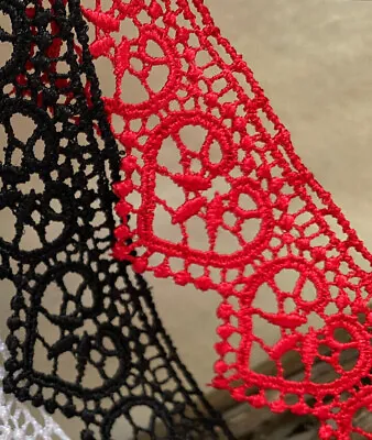 Red Heart Guipure Lace Trim 35mm Width Perfect For Sewing Or Crafts • £3.25