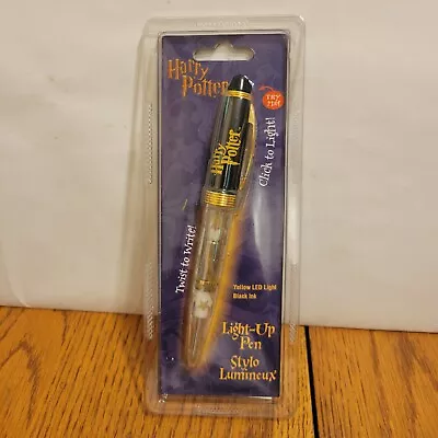 Harry Potter Vintage 2000 Light-Up Pen Yellow LED Light Black Ink Factory Sealed • $9.99