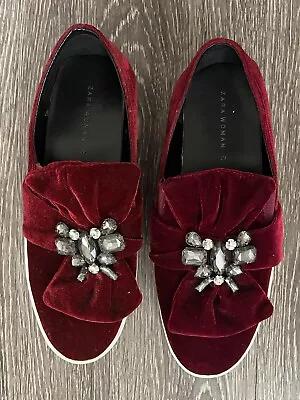 Zara Women Platform Shoes Size 9 • $30