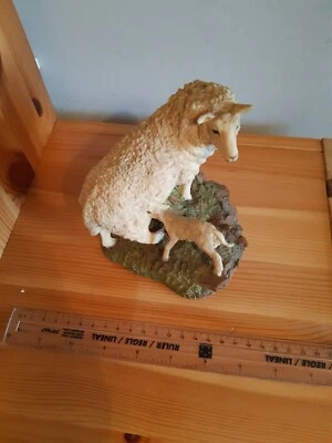 Aynsley Mastercraft Sheep And Lamb Early • £12.99