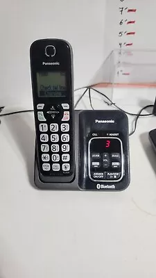 Cordless Phone System 4 Handset Link2Cell Bluetooth  KX-TGD664M - KX-TGD660 • $38.62