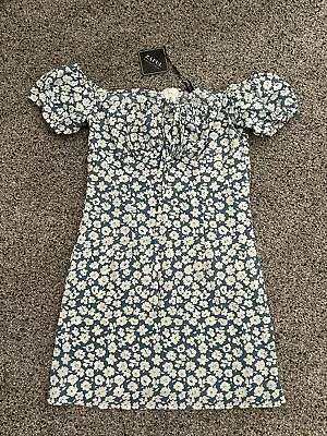 Girl’s Zaful Dress Small Floral Blue & White • $10