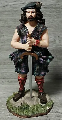 SCULPTURE UK - Soldier With A Sword Of Scottish Highlander Clansman Figurine • £19.99