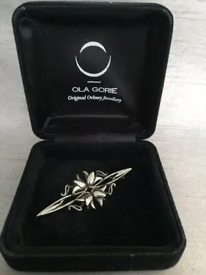 Vintage Ola Gorie Sterling Silver Quatrefoil Brooch Scottish Design & Gift Box • £50