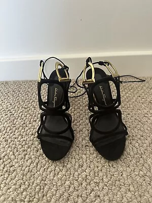 SALVATORE FERRAGAMO Heels Black Size 7 C • $350