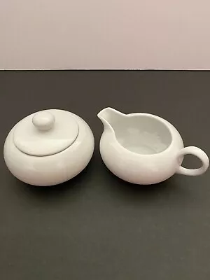 Verdici Design White Porcelain Creamer And Sugar Set. • $14.99