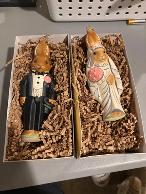 $50 • Buy 1998 Vaillancourt Folk Art Bride & Groom Bunny Ornaments In Box Germany SET OF 2