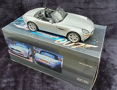 James Bond 007 BMW Z8 1:18 Scale Model. • £60