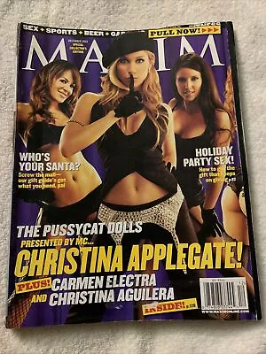 Maxim Magazine #60 Dec. 2002 Christina Applegate VERY GOOD CONDITION • $3.99