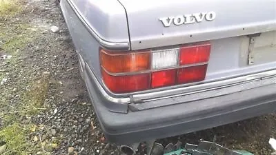 Driver Tail Light Sedan 244 Chrome Trim Fits 85-93 VOLVO 240 SERIES 23303554 • $75.55