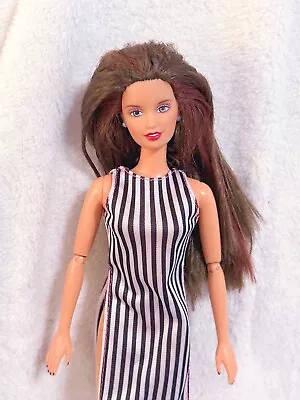 Barbie Generation Girl My Room Lara Doll Mattel 2000 Loose • $15