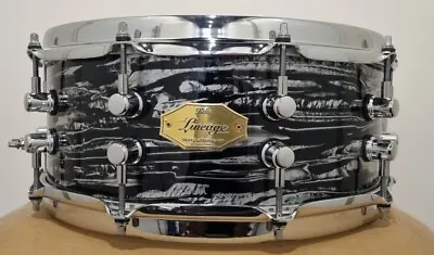 Snare Drum Relic Lineage 14x5.5 Maple & Mahogany Vintage Snare Drum Blue Oyster • $155.92