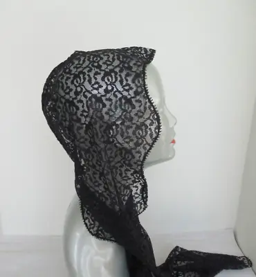 Vintage Black Floral Lace Mantilla Head Cover Scarf Scalloped Edges One Size • £23.75