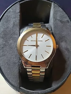 Michael Kors Slim Runway MK3198 Wristwatch For Women 5.75  Wrist  • $19.95