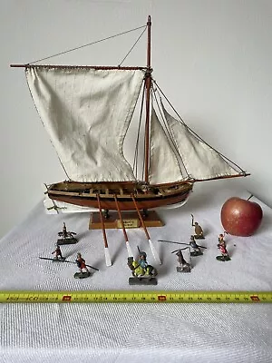 Vintage Wooden Model Sailing Ship HMS Bounty's Jolly Boat Home  Room Decoration  • $80