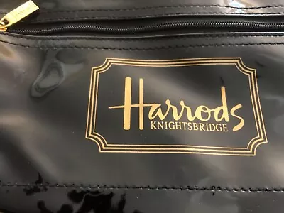 Harrods Knightsbridge Toiletry Bag - Brand New • $40