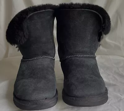 UGG Australia Bailey Button Black Leather-Sheepskin SN 5803 Women’s Boots Size 7 • $29.95