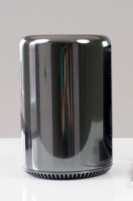 £598 • Buy Apple Mac Pro 6.1 2013 12-Core Intel Xeon E5 512GB SSD 64GB RAM AMD FirePro D500